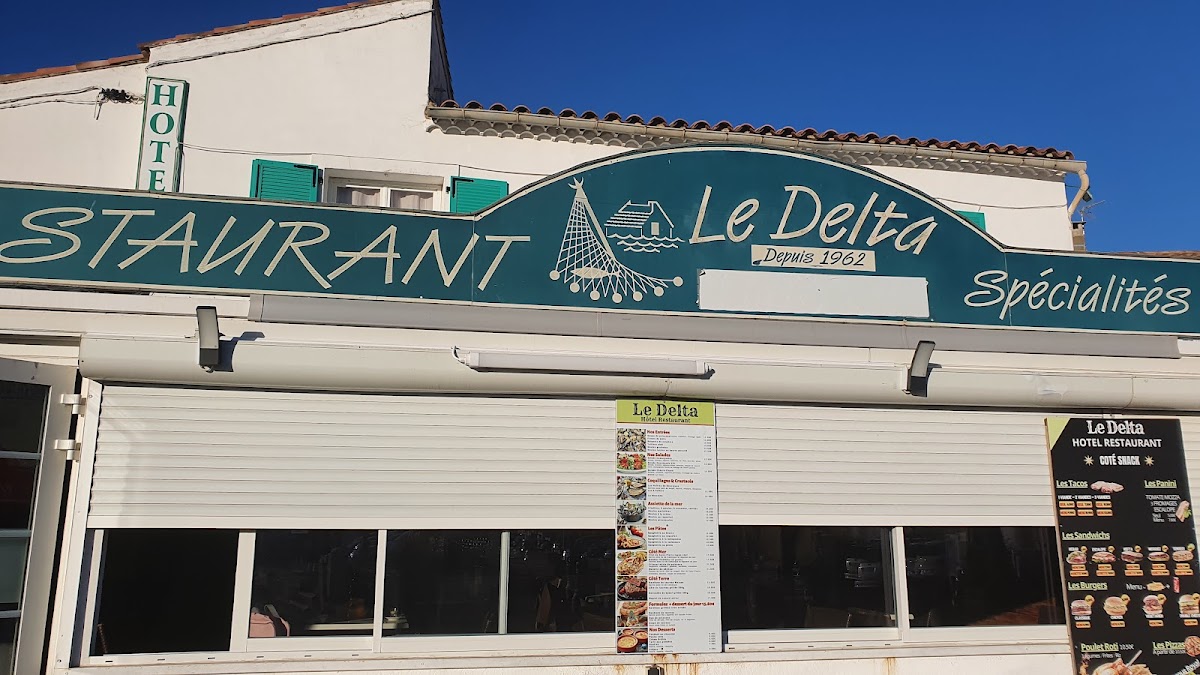 hotel le delta saintes maries de la mer